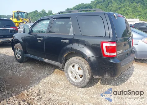 2012 Ford Escape Xlt z USA, uszkodzony, nr VIN 1FMCU9D79CKA89018